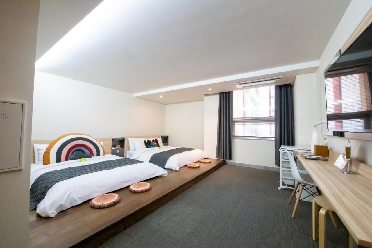 Metro Hotel Myeongdong Seoul Bagian luar foto