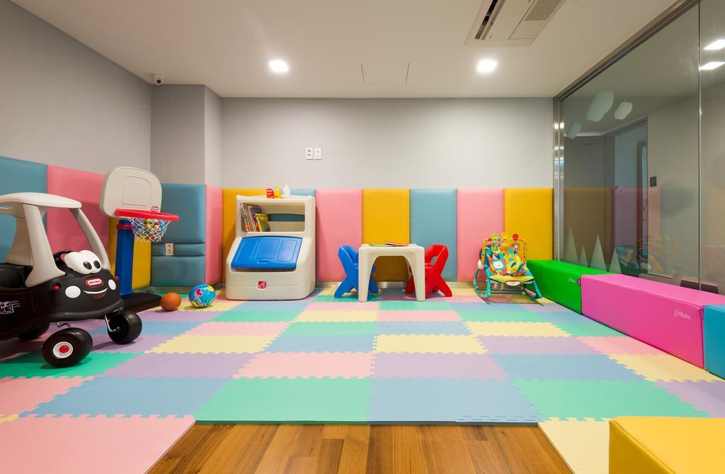 Metro Hotel Myeongdong Seoul Bagian luar foto
