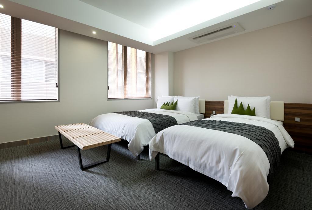Metro Hotel Myeongdong Seoul Bagian luar foto