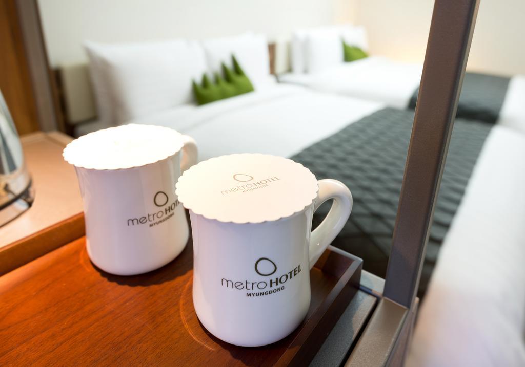 Metro Hotel Myeongdong Seoul Bagian luar foto