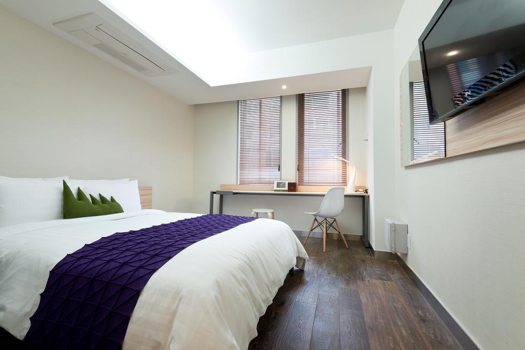 Metro Hotel Myeongdong Seoul Bagian luar foto